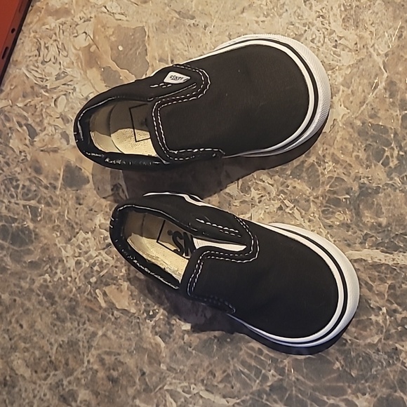 Vans Black & White Toddler Baby Shoes Size 4 - Picture 2 of 6